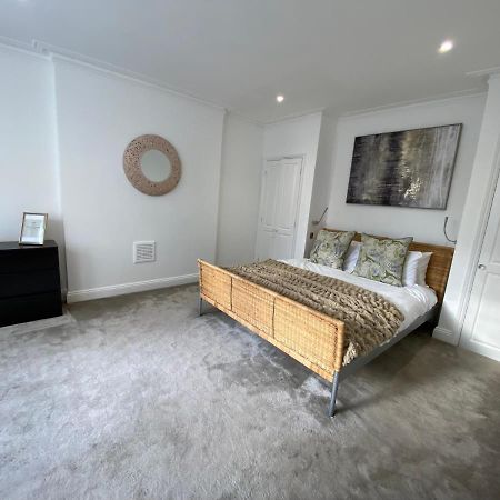 Fantastic Spacious Garden Flat With Own Private Entrance Лондон Екстер'єр фото