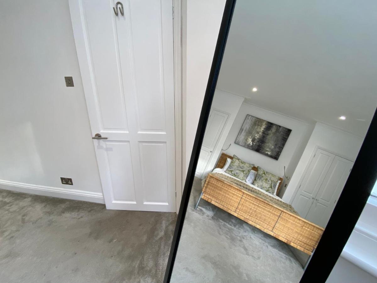 Fantastic Spacious Garden Flat With Own Private Entrance Лондон Екстер'єр фото
