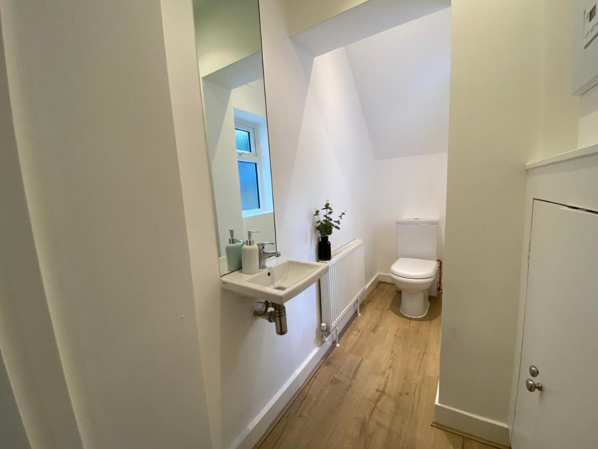 Fantastic Spacious Garden Flat With Own Private Entrance Лондон Екстер'єр фото